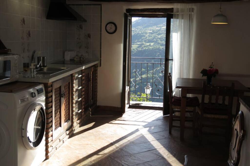 Casa La Solea. Vistas Al Pueblo Y La Sierra Villa Bubión Eksteriør billede